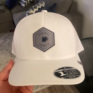 Travis Matthew Fossil Trace Golf Course located in Golden, Colorado - White